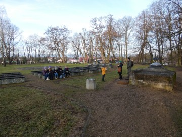 Spacer po Sieradzu w ramach Zimowego Ptakoliczenia 2025, 